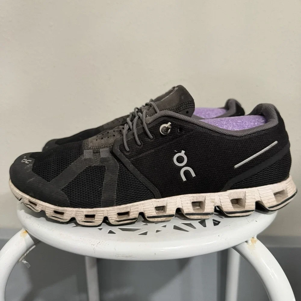 On Cloud 5 Black Swiss Engineering Lightweight Running Shoes Men's Size 8